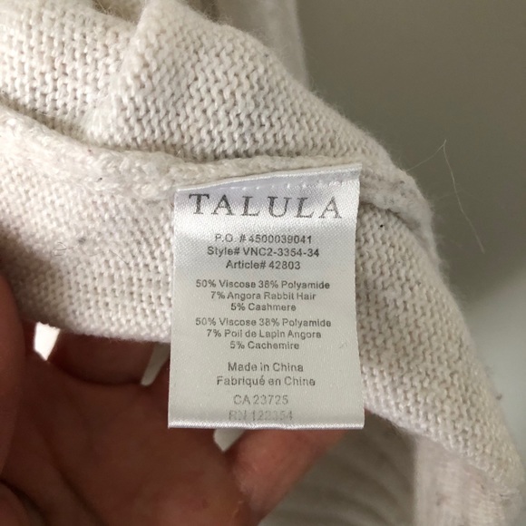 ARITZIA Talula Cashmere Angora Blend Cardigan XXS - Picture 3 of 6